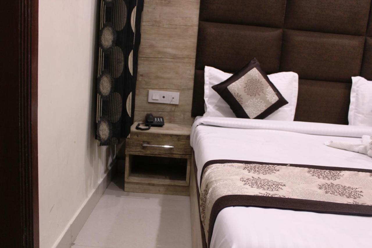 Shree Krishna Hotels Амритсар Экстерьер фото